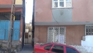14 yıllık eşini boğarak öldürdü
