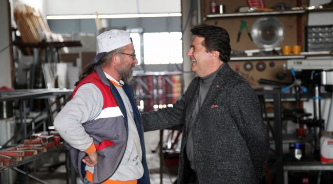 AK Parti Çiğli Belediye Başkan Adayı Okan Korkmaz;'Kapı da oluruz, köprü de...'