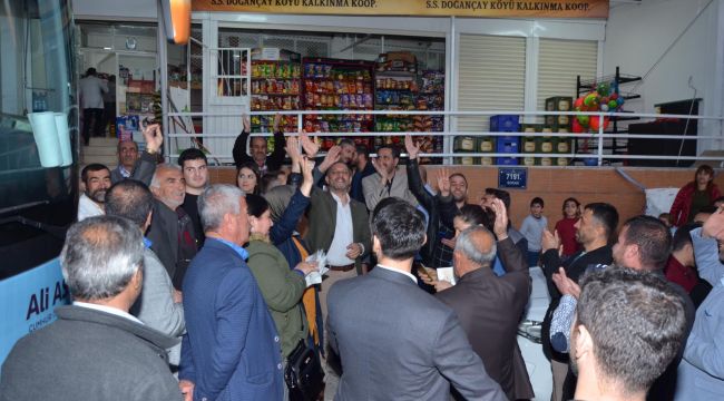 Ali Aslan'a Doğançay'da Sevgi Seli