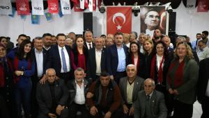 Bayraklı Ak Parti'den CHP'ye 1249 Katılım