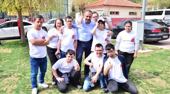 Bayraklı'da' Down Kafe' Açılacak 