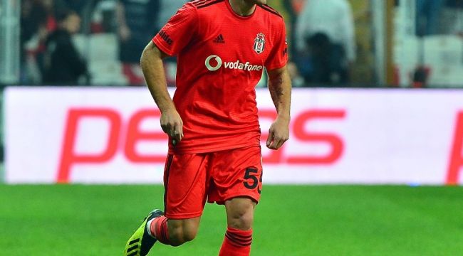 Beşiktaş'tan Gökhan Töre'ye disiplin soruşturması