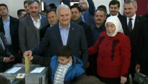 Binali Yıldırım oyunu kullandı