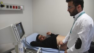 Böbreğinden 152 parça taş çıkarıldı