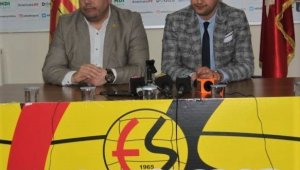 Eskişehirspor Başkanı Kaan Ay takımın durumunu değerlendirdi