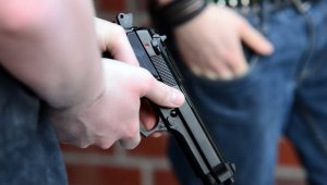 Florida'da öğretmenlerin silahlanması tasarısı onaylandı