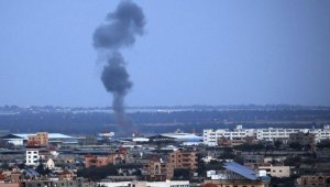 İsrail, Gazze'deki Hamas hedeflerini vuruyor