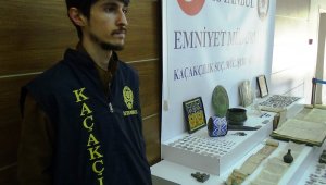 İstanbul polisinden tarihi eser kaçakçılarına operasyon