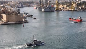 Kaçırılan tanker Malta Limanı'na ulaştı