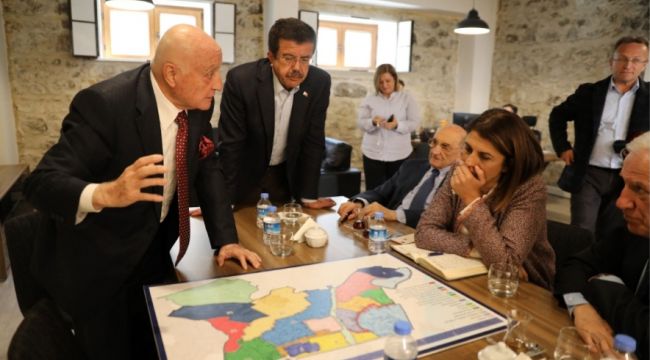 Kemeraltı'nın kapısına UNESCO arması takacağız