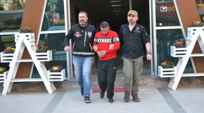 Koğuşta bir hükümlüyü yaralayan cezaevi firarisi 1 haftalık takiple yakalandı