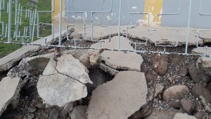 Malatya'da depremde bazı evler hasar gördü