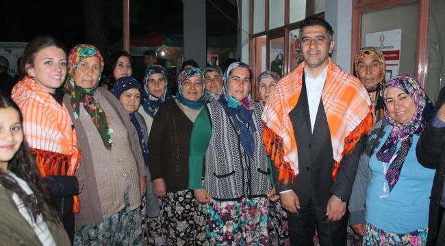 Menderes'in köylüleri Kayalar'la omuz omuza