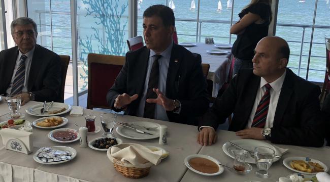 Projelerini Anlatan Tugay; Örnekköy'e Stadyum Yapılmayacak