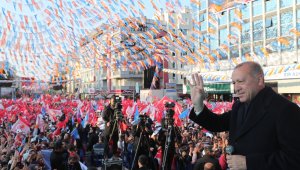 "Döviz kuru üzerinden yine bir takım oyunlar oynuyorlar"