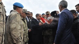Şehit asker Şırnak'ta gözyaşları arasında toprağa verildi