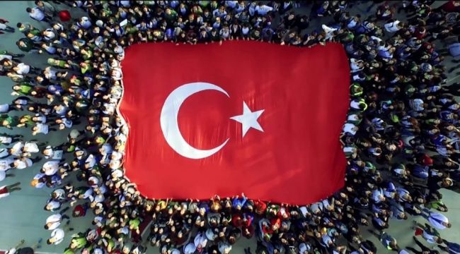 Tüm Türkiye'yi buluşturan Çanakkale videosu