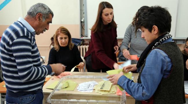 Tunceli'de 'komünist başkan' kazandı