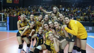 VakıfBank yarı finalde