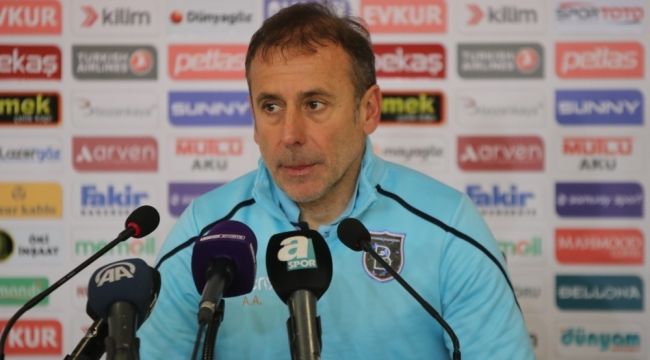Abdullah Avcı: "Hala 3 puan öndeyiz"