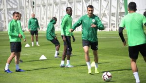 A.Konyaspor'da MKE Ankaragücü mesaisi sürüyor