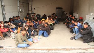 Ankara'ya gitmeye çalışan 60 kaçak göçmen yakalandı
