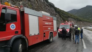 Antalya'da feci kaza: 3 ölü, 14 yaralı