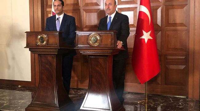 Bakan Çavuşoğlu, Katarlı mevkidaşıyla bir araya geldi