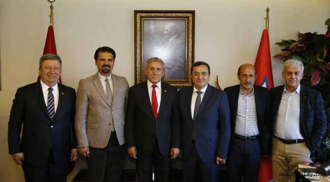 Başkan Batur'a Genel Başkan Yardımcısı Kaya'dan tebrik ziyareti