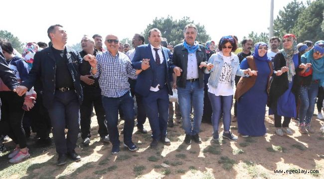 Başkan Sandal Spil Sis Dağı Etkinliklerine Katıldı 