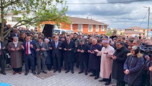 Binali Yıldırım, Sultanbeyli'de cami açılışına katıldı