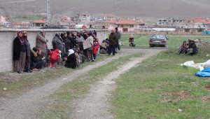 Cani babanın öldürdüğü oğlu gömüldüğü yerden çıkartıldı