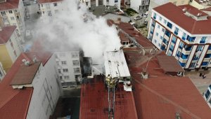 Esenyurt'ta korkutan çatı yangını havadan görüntülendi