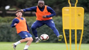 Fenerbahçe pas ve pres çalıştı