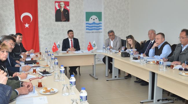 Foça Belediye meclisi Fatih Gürbüz başkanlığında ilk kez toplandı 