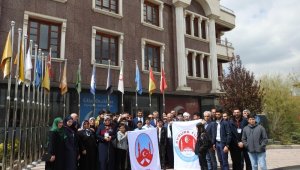 Fransa Türk Federasyonu, Ülkü Ocakları Genel Başkanı Ateş'i ziyaret etti