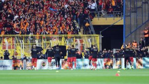 Galatasaraylı futbolcular, Can Bartu'yu unutmadı