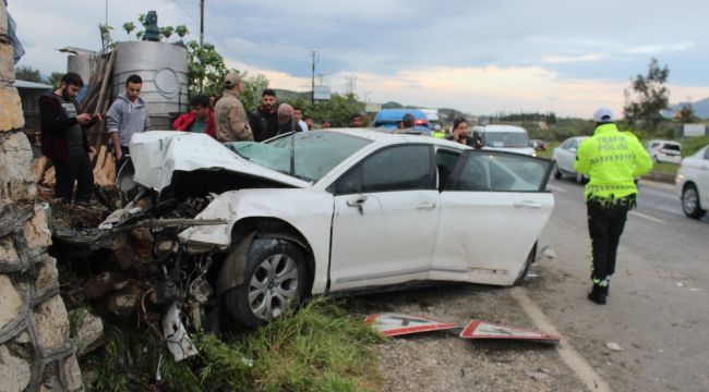 Hatay'da trafik kazası: 3 yaralı