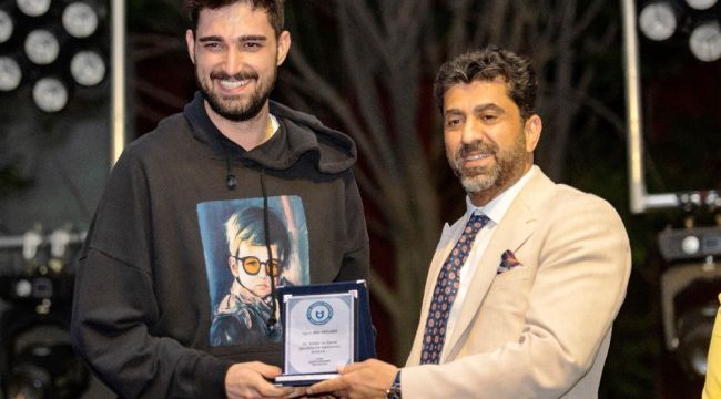 İdo Tatlıses gençleri coşturdu
