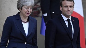 İngiltere Başbakanı May, Fransa Cumhurbaşkanı Macron ile görüştü