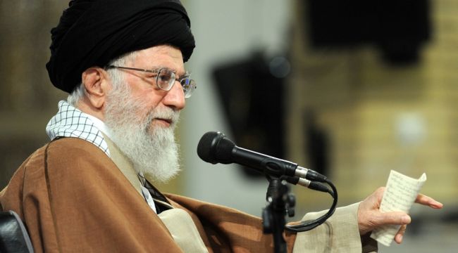 İran Dini Lideri Hamaney: "İstediğimiz kadar petrol satarız"