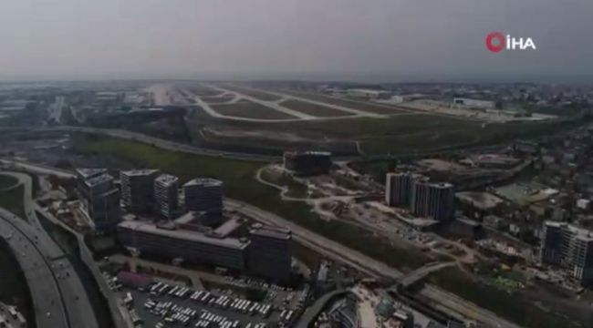 İstanbul Havalimanı'ndaki son durum havadan görüntülendi