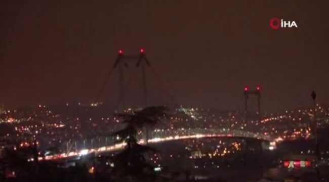 İstanbul'un simgelerinin ışıkları söndürüldü