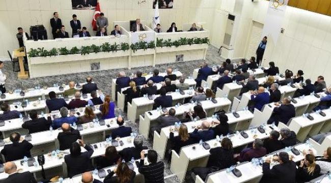 İzmir Belediye Meclislerindeki sandalye dağılımları belli oldu!