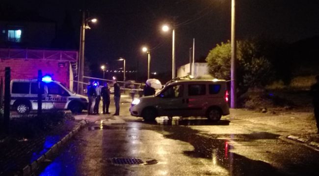İzmir'de sokak ortasında damat dehşeti: 2 ölü, 1 yaralı