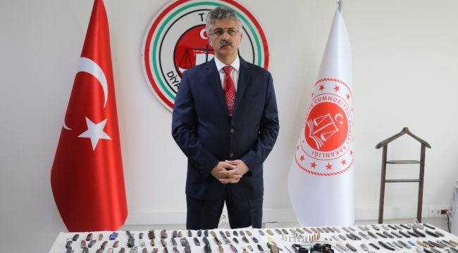 Kalem şeklinde bıçak, çatal, fare zehri bile var