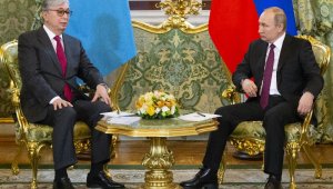 Kazakistan'ın yeni Cumhurbaşkanı, Putin'le görüştü