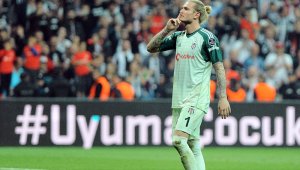 Maç sonu 3'lüsü Karius'tan