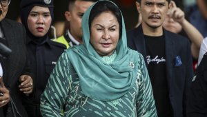 Malezya'nın eski First Lady'sine yolsuzluk suçlaması