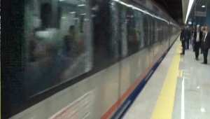 Marmaray'ın üzerine çıkan bir kişi elektrik akımına kapıldı